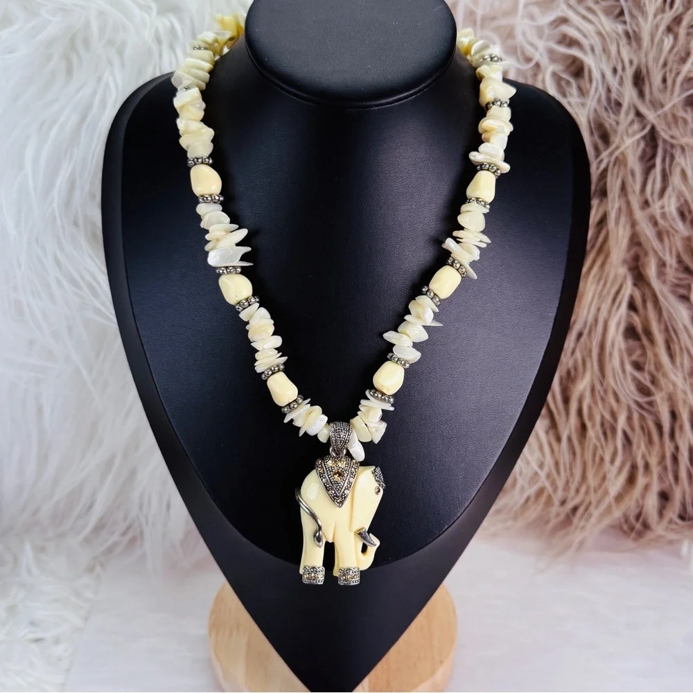 Vintage Cream Polished Stone Weighted Necklace with good luck Elephant Pendant